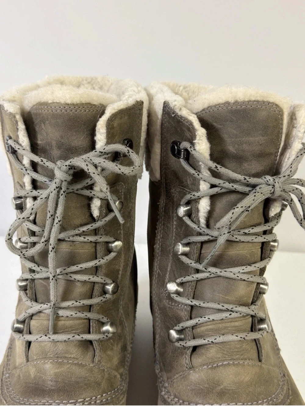 Sorel Women's Whistler Grey Lined Winter Snow Boots Waterproof Size 12